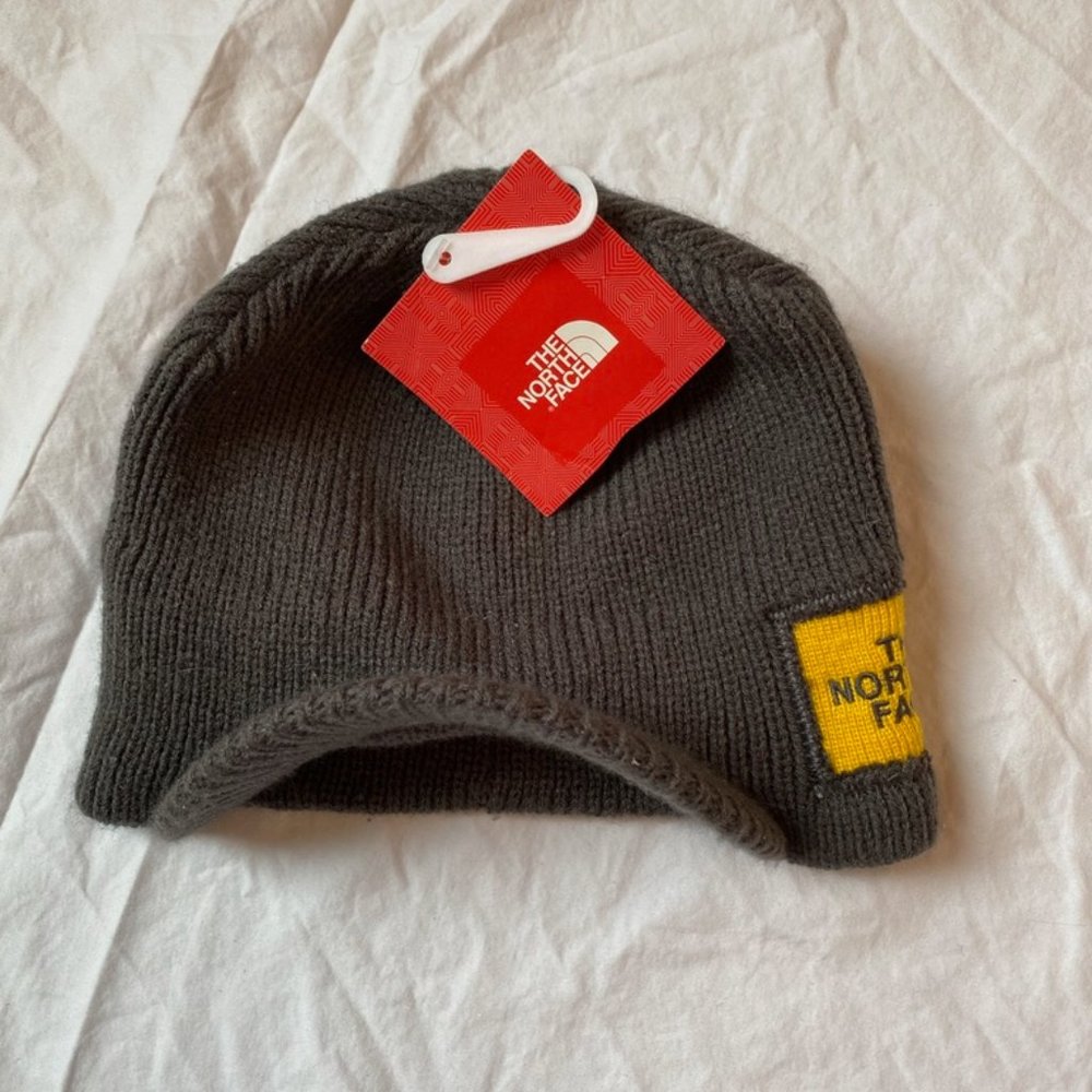 NWT! HAT - The North Face